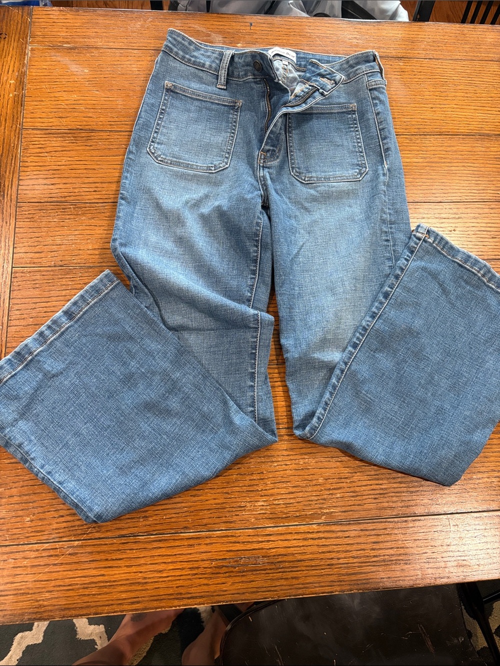 Wide-Leg High-Rise Women’s Jeans in Light Blue Wash